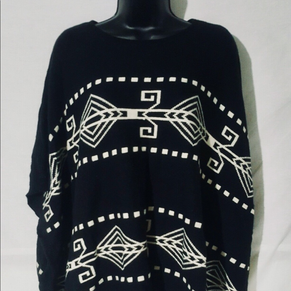 Black and White Tribal Pancho